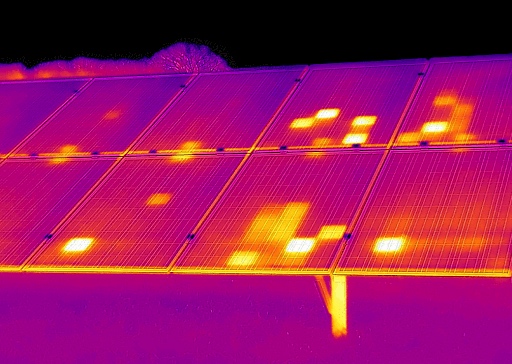 temperature affect solar panels