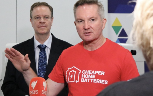 Chris bowen giving press conference Labour Party election promise for home battery rebate